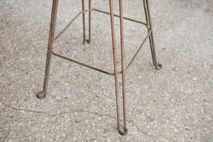 MC Minimalist Stool
