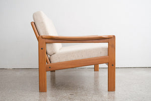 MC Danish Loveseat