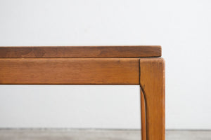MC Lane End Table