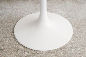 Tulip Dining Table