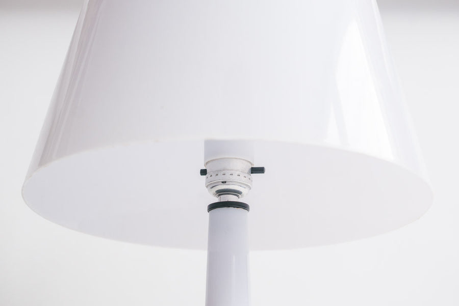MC Modern Lamp
