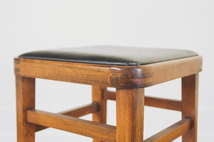 English MCM Stool
