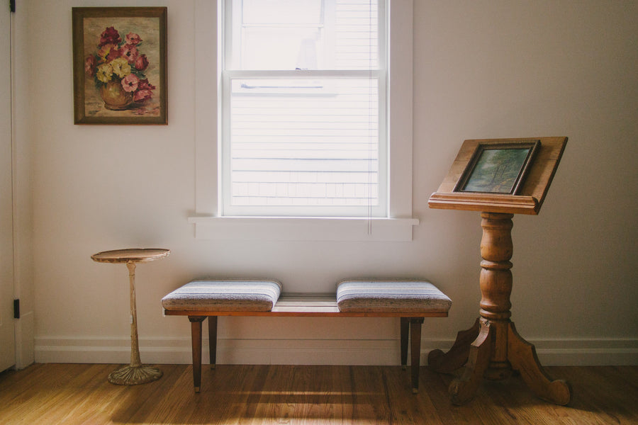 Antique Raw Oak Easel