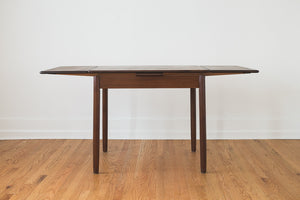 MC Dining Table