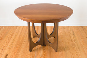Broyhill Brasilia Dining Table