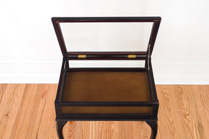 Traditional Display Table