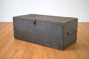 Vintage US Military Trunk