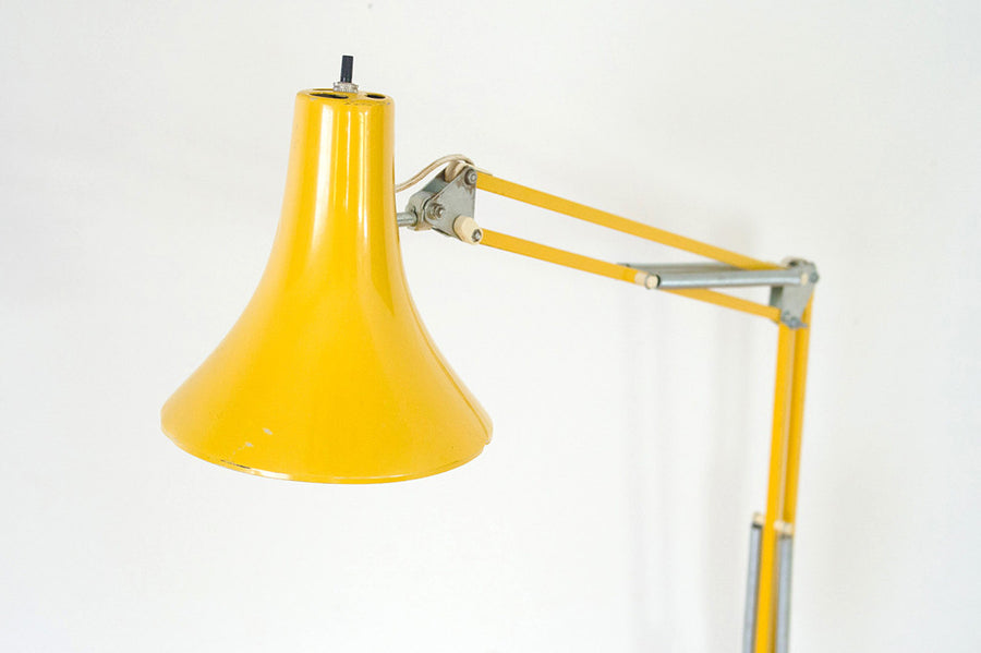 MCM Union Made Task Light